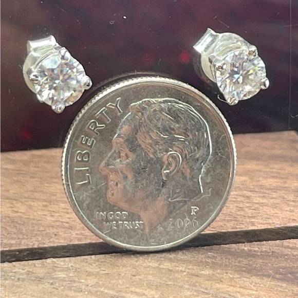 SPECIALDEAL‼️1ct Diamond CERTIFIED studs silver 925 - Picture 8 of 16